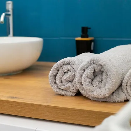 Appt 2 Ch, Quartier Port De Calais, A Pied * Calais