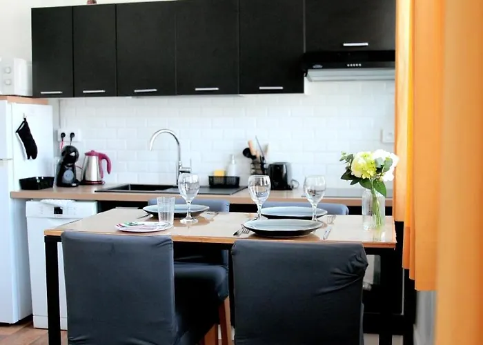 Appt 2 Ch, Quartier Port De Calais, à Pied *