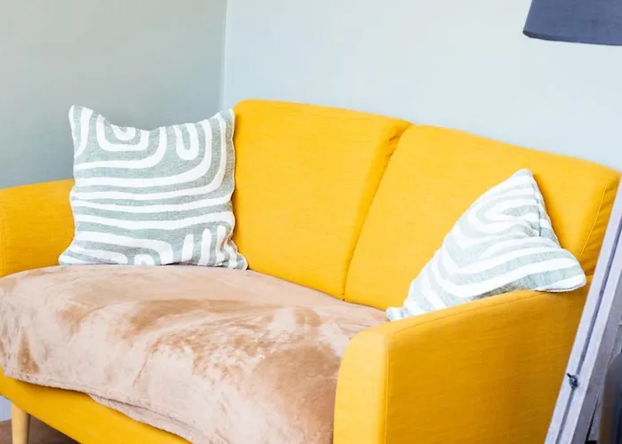 Appt 2 Ch, Quartier Port De Calais, à Pied Appartement *