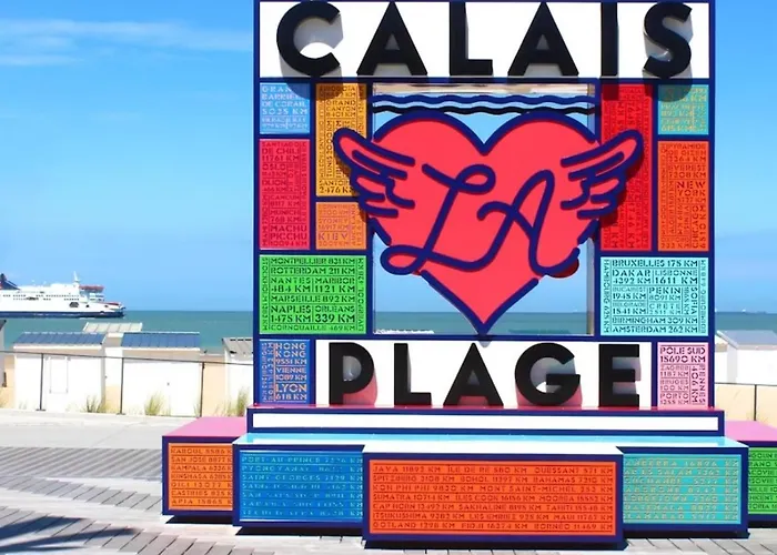 Appartement Appt 2 Ch, Quartier Port De Calais, à Pied